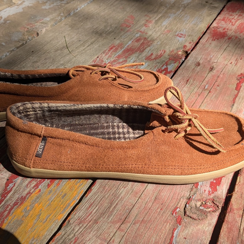 Women's Vans original suede surf siders SIZE 10